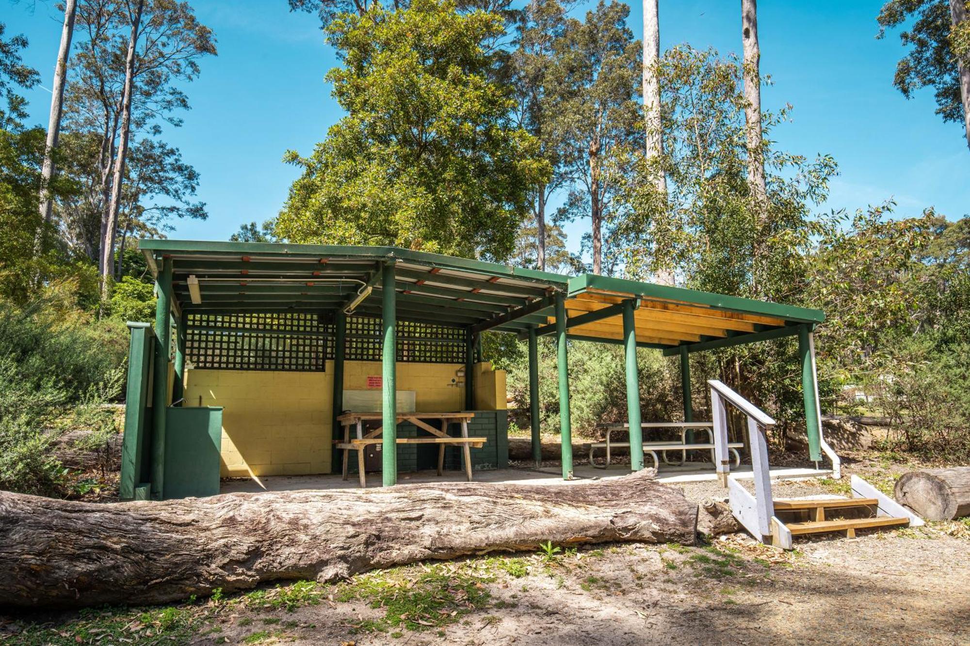 Durras Lake North Holiday Park Exterior photo