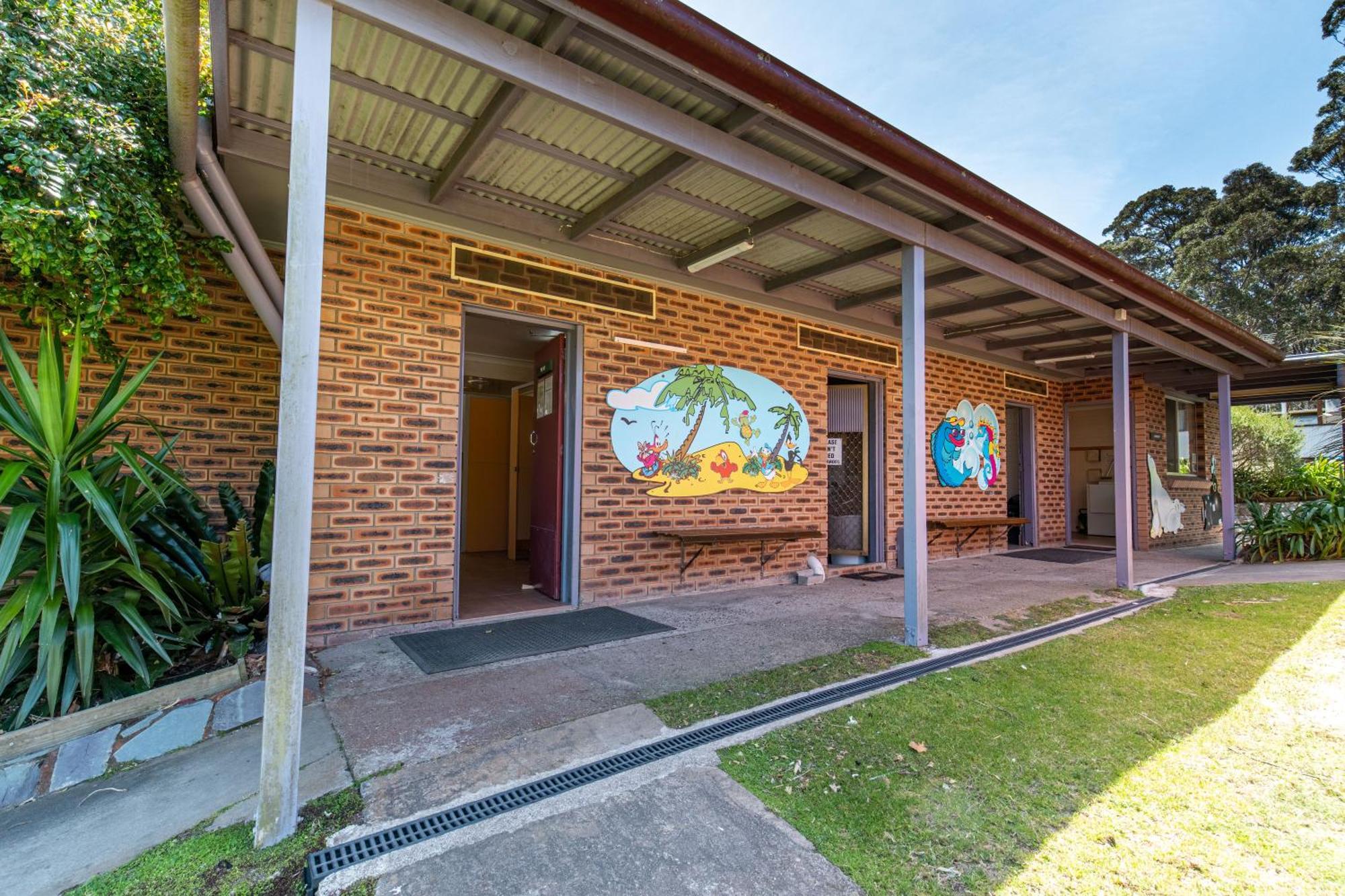 Durras Lake North Holiday Park Exterior photo